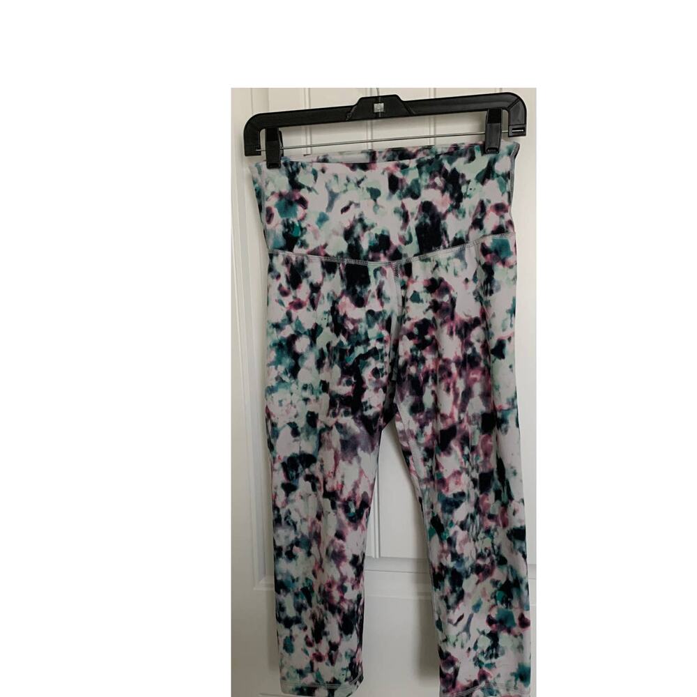 OLD NAVY ACTIVE GO-DRY MID RISE LEGGINGS, WOMENS, M, CROPPED, MULTICOLORED